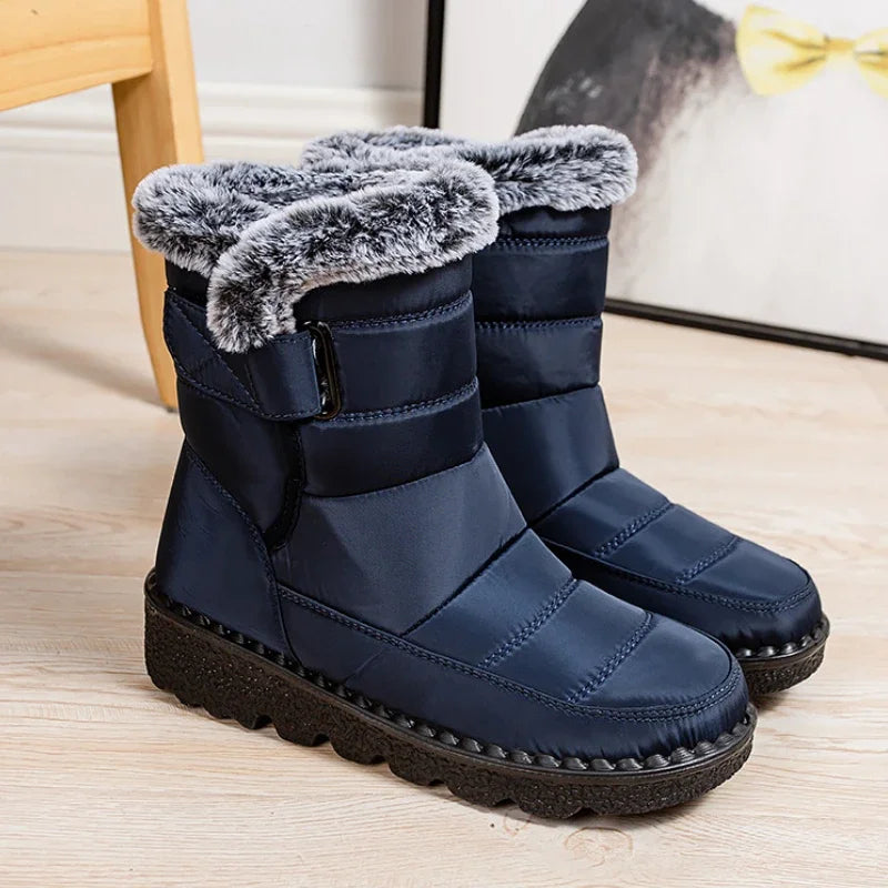 Close-up of the plush lining inside the boots for added warmth
