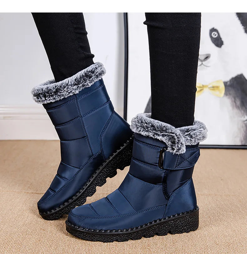 Close-up of the plush lining inside the boots for added warmth