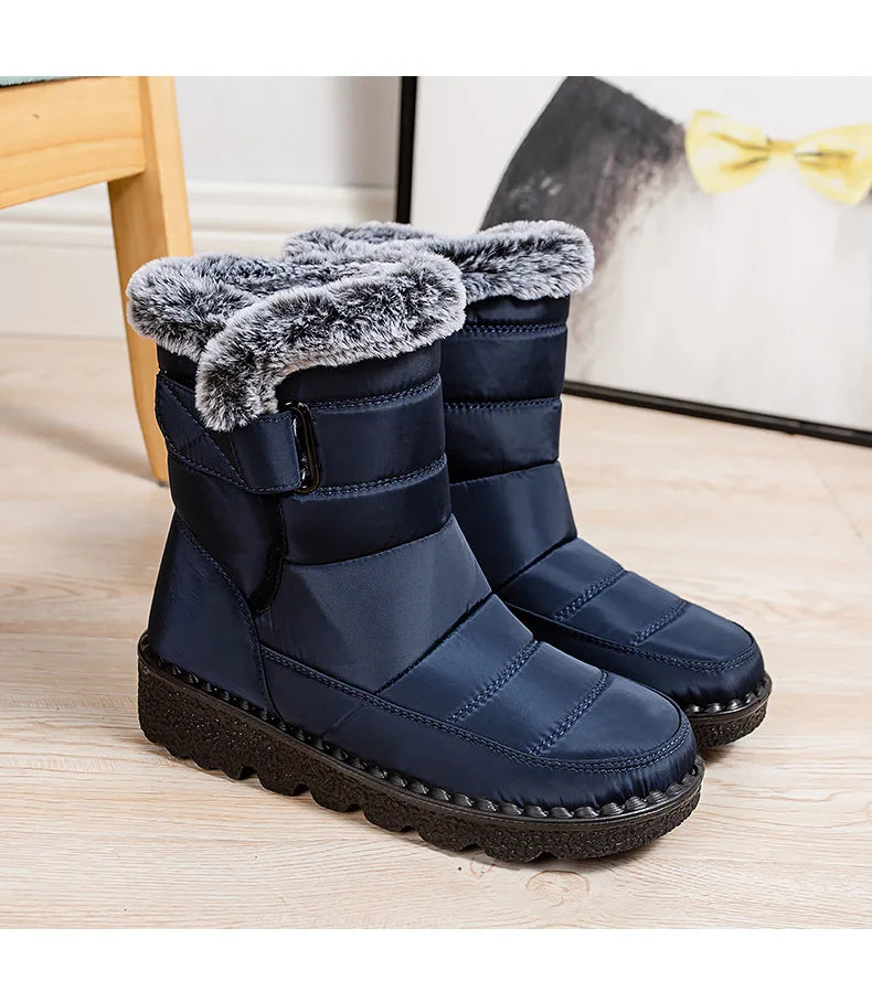 Close-up of the plush lining inside the boots for added warmth
