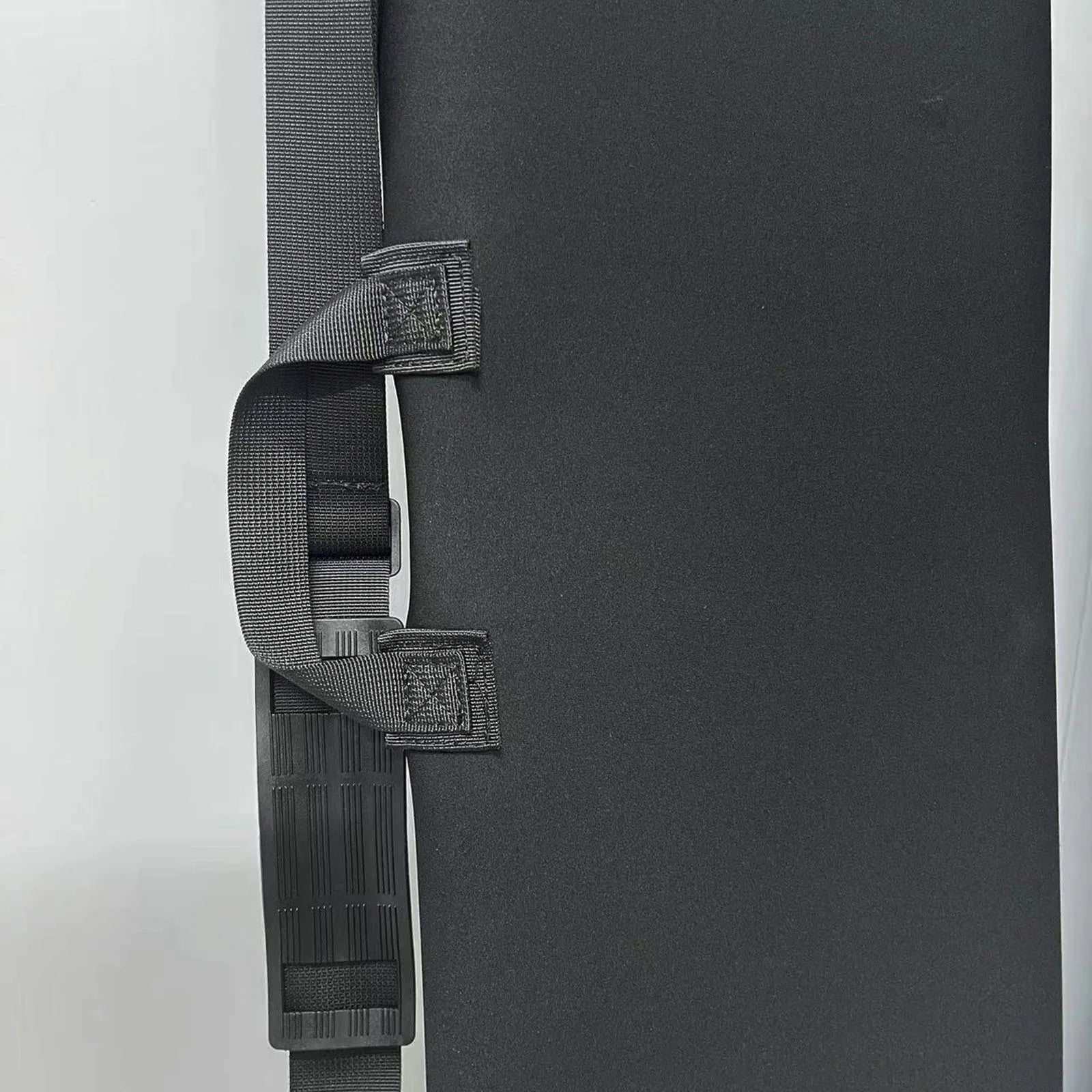 Close-up of the neoprene snowboard cover