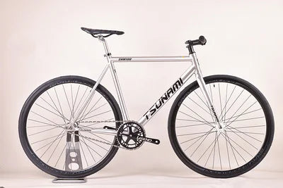 Speed Bike With Aluminum Frame featuring a 700C wheel