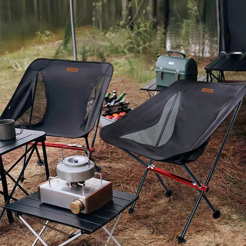 Durable aluminum camping chair with a carry bag